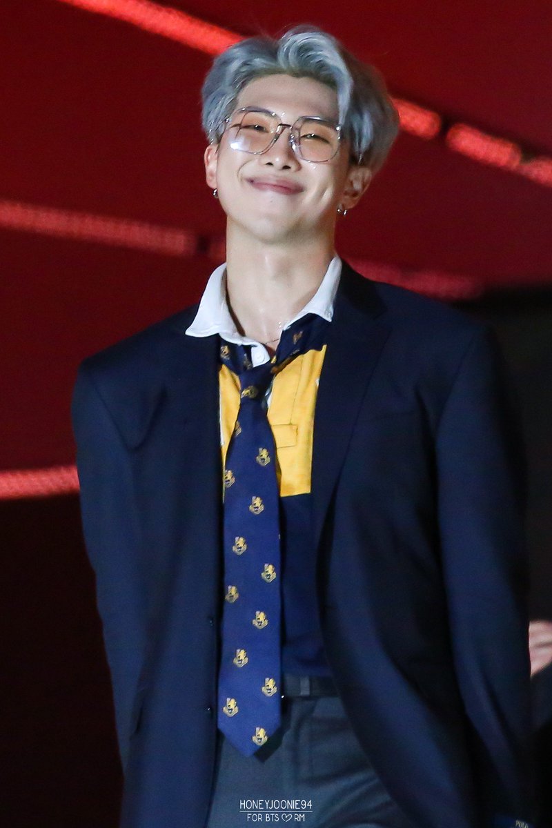 Here& #39;s a thread of Namjoon smiling: