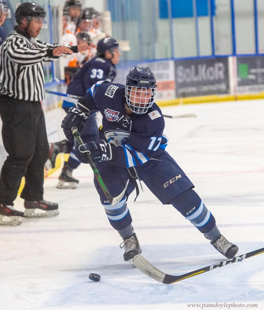 We are proud to announce that we have signed 2002-born Forward Kayden Smith (<a href="/Ksmith1717/">Kayden Smith</a>) 

Welcome to the Eagles family Kayden! 

Full story: facebook.com/101023644974/p…