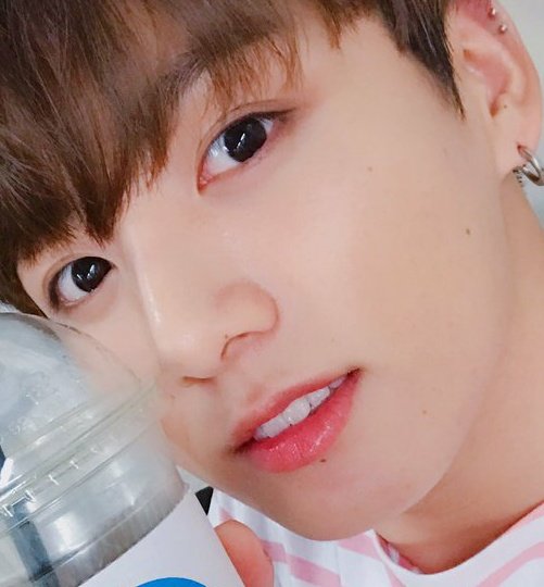 jungkook's mole under his lip ~ a thread u didn't know u needed