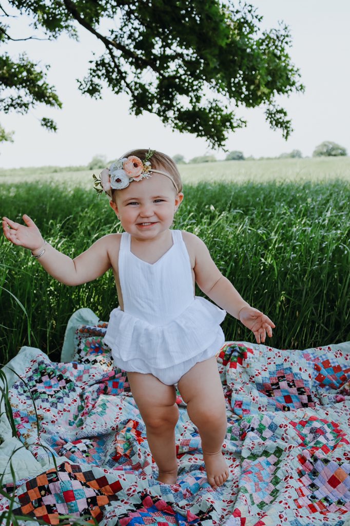 SamWatsonPhoto's tweet photo. I can’t choose 🥰 which one is your fave ??

Ps... this is my mini me Moxie Jo 💕

(I say mini me, she acts like me but looks like her daddy) https://t.co/Ud2ljs02eS