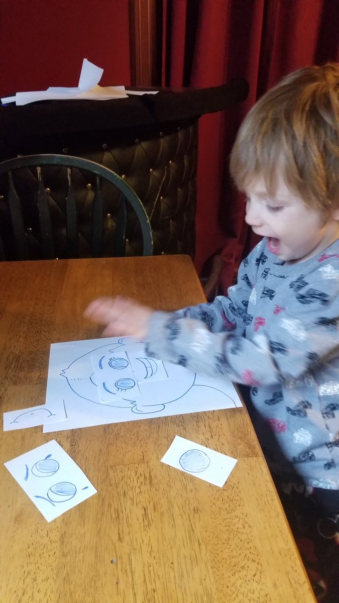 PreKCubs's tweet photo. Preschool feelings week and drawing with Ms. Sorenson on the wellness choice board! #usd379 #bettertogether #heyarrteached1 https://t.co/2cxulIzRAj