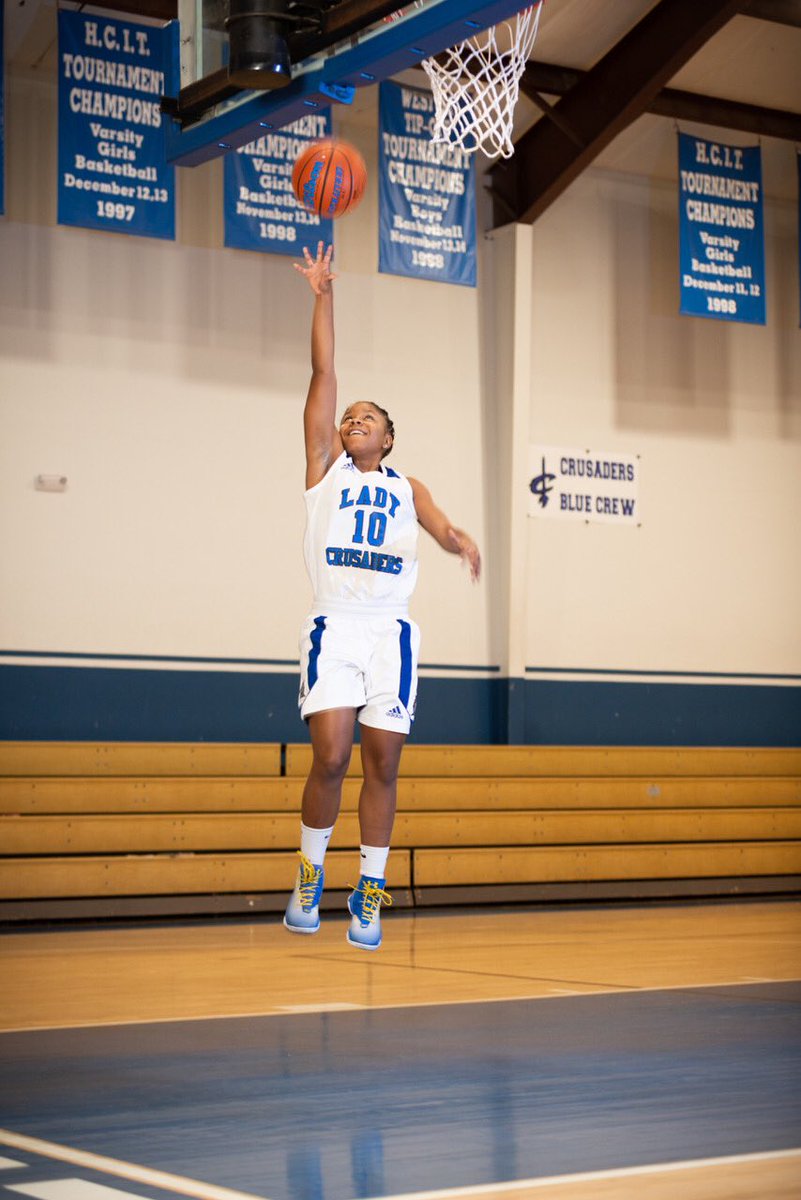 pistol_brinson's tweet photo. I want to thank the Lord for all the opportunities He has blessed me with. I thank everybody who has ridden this journey with me and supported me. Thank you Coach Freeland for this amazing opportunity. That being said, I am committing to NSU!🦈🏀@CCSLadySaders @NSU_WBasketball https://t.co/pe4PhIuNwr