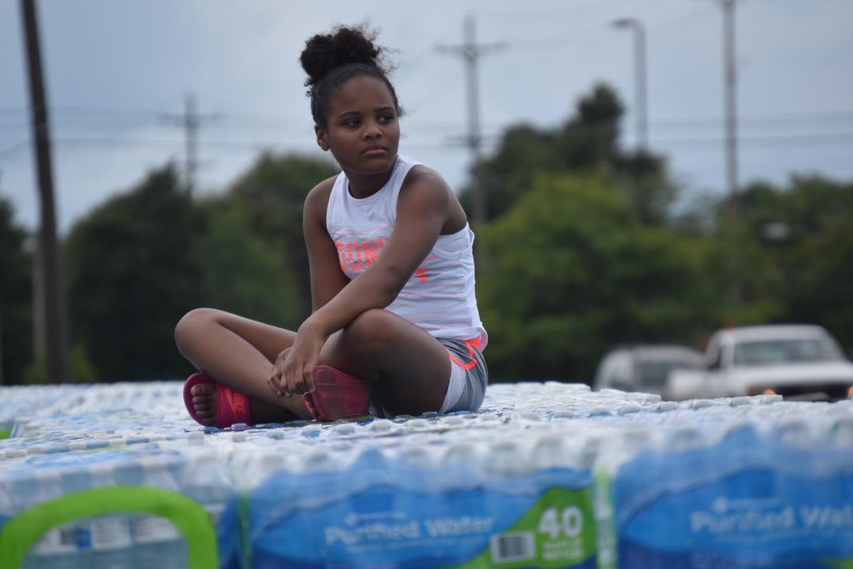 (16)BUTThat amount of plastic waste is not good. It's not good for our planet.ANDOpening bottle after bottle of bottled water, having to drive to pick up water, and to constantly have to carry cases is a huge inconvenience. And at this point we were 5 years into the crisis