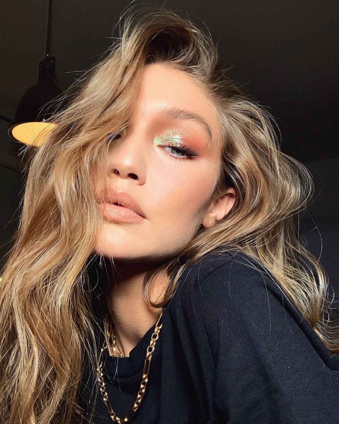 Happy 25th birthday to fashion model Gigi Hadid. 