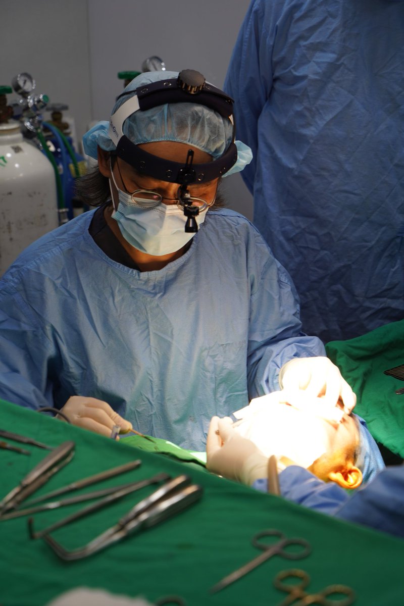 IstpOfficial's tweet image. In the recent ISTP seminar, Dr Jeong demonstrated his exclusive techniques in his Operation Room! 
Follow us on this journey to find out what our surgeons will do in the following seminars. 
#ISTP #ThePlusPlasticSurgery #Rhinoplasty #FacialBoneContouringSurgery #medicalconference