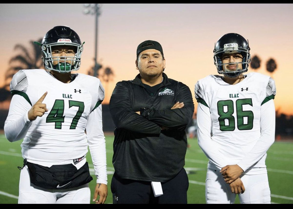 A_Cabrera47's tweet photo. ELAC Special Teams is something else #ringszn #D1 #wewingames @AndrewTree5 @coachvince14 https://t.co/ktFMEFBWI1
