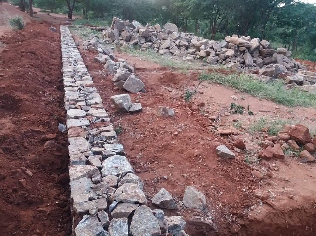 READ_TZ's tweet photo. Schools should have a conducive and motivating learning environment to support student's learning progress. @READ_TZ is constructing the new library room at #Relijuu primary school in Mwanga- Kilimanjaro. #weareREAD #stayhomesafe #SGD4 https://t.co/r2IDqXdRfu
