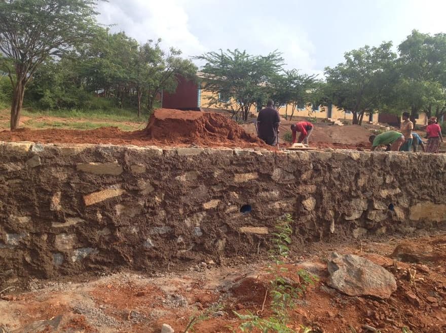 READ_TZ's tweet photo. Schools should have a conducive and motivating learning environment to support student's learning progress. @READ_TZ is constructing the new library room at #Relijuu primary school in Mwanga- Kilimanjaro. #weareREAD #stayhomesafe #SGD4 https://t.co/r2IDqXdRfu