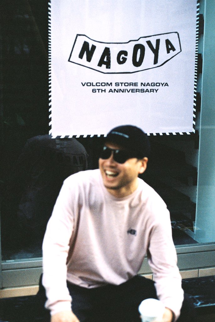 REGULATOR_CREW's tweet photo. #VolcomStoreNagoya6th
今年はパーティーできないね、身体は離れていても心で繋がってれば友達は減らないよ◎次に会う時は絶対笑顔で会いましょう、僕たちは元気です、どうかみんなも元気でいて下さい◎
#volcomnagoya #volcom #regcrew #regulator #regweb https://t.co/V4zSo21QU5