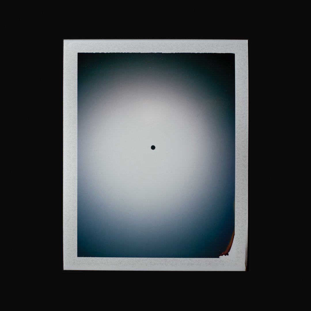 AKsatellites's tweet photo. Welcome to Day 29. Today we're excited to debut a new project that photographer James K Lowe has been working on this lockdown period titled 'if i could look at the sun, just one last time' 💕

⋆ ✶ ⋆⁣
 
More of his work here: https://t.co/xYEiGjprK3 https://t.co/2xf7tB3G77