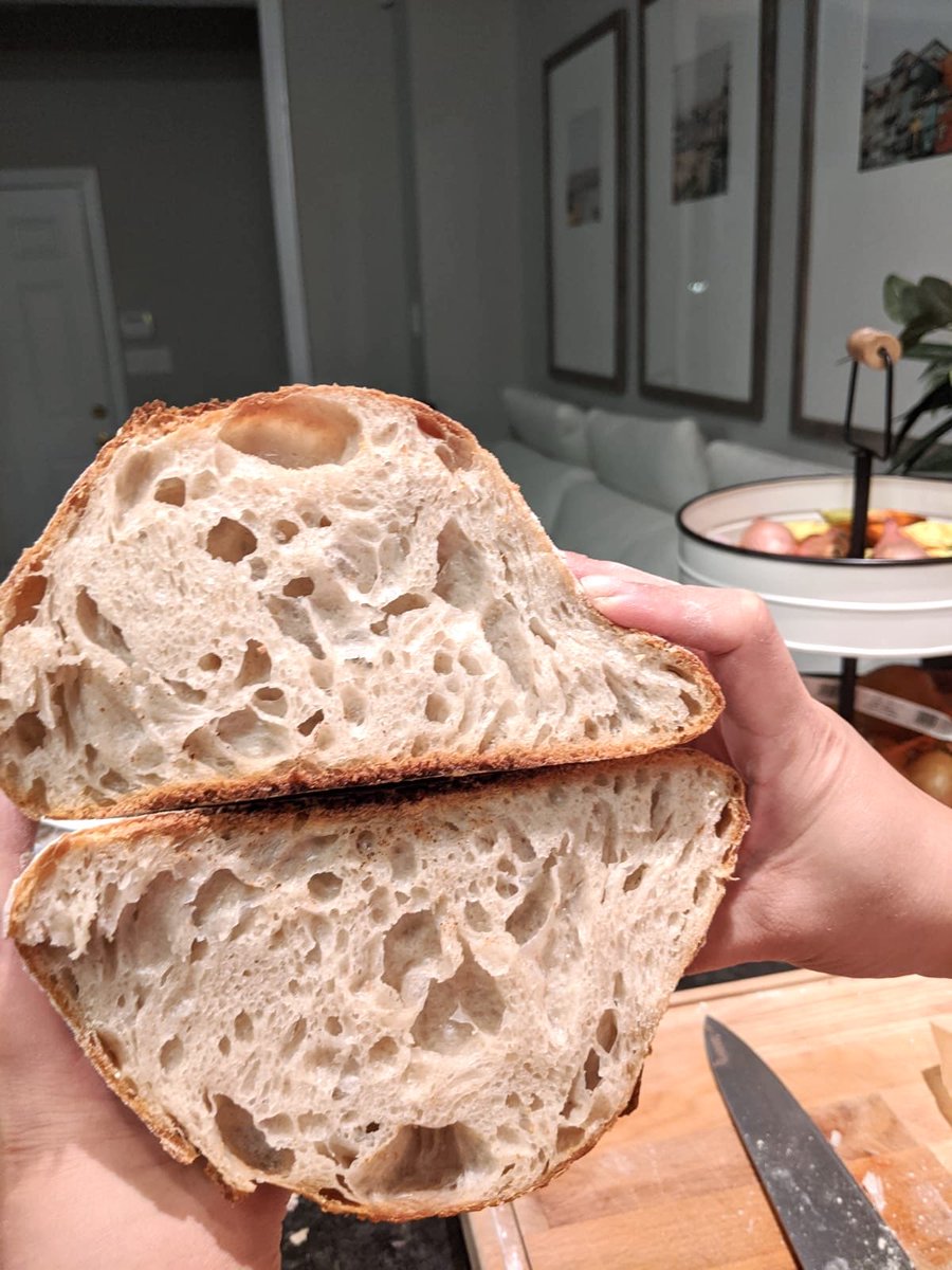 debbeeee's tweet image. My proudest bake so far! Best tips from @BakeWithJack!!! #sourdoughbaking #mybakingjourney #selfisolationbaking