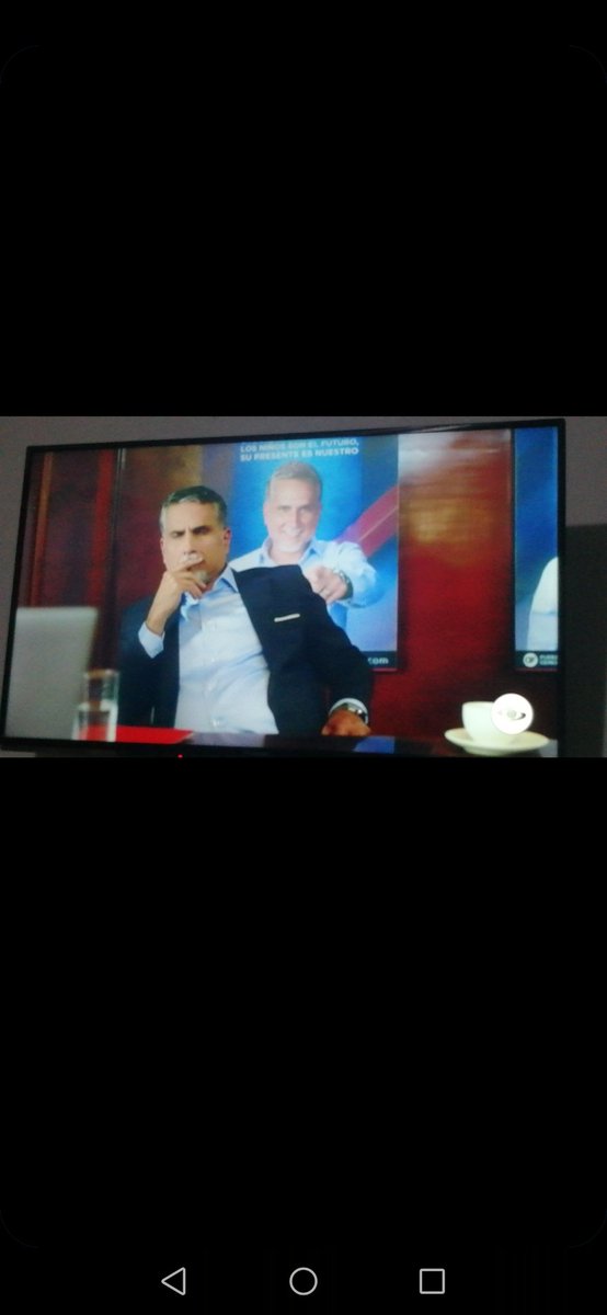 CALIMARLONMOREN's tweet photo. @Marlon_Moreno_S aquí pegaditos viendo tu maravilloso trabajo... Amandote locamente #LaVenganzaDeAnalia https://t.co/SsIiRuWQuY