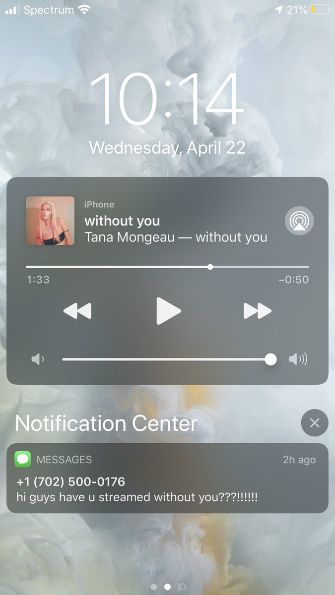 itskatjohnson's tweet photo. Lmaooo I’m listening to @tanamongeau ‘s new song ‘without your and look at my notifications and see this... Coincidence? I think not https://t.co/hOg5EBpOXm