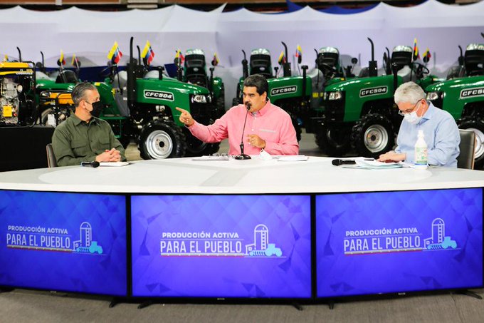 #AsíLoDijo || Pdte. @NicolasMaduro : Si el CLAP puede, ¿por qué los demás sistemas de distribución y producción se van a la estratósfera y se pierden? ¿Por qué?
@LealTelleria 
@SoyClapBolivar1 
@GobJustoNoguera 
@PrensabolivarG
 
#SeguridadAlimentaria  #UniónYDignidad