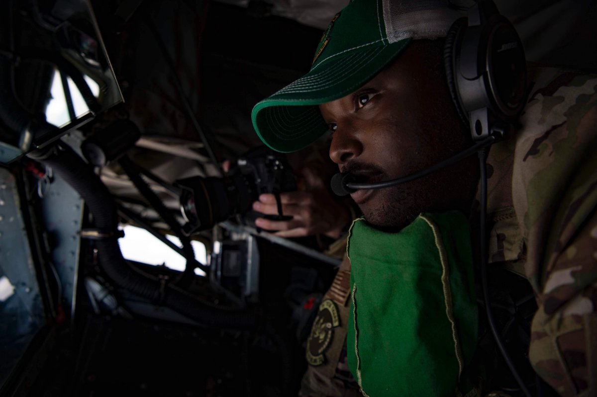 916ARW's tweet photo. The 916th’s last KC-135 deployment marks the first for 77 ARS boom operator
Select link below to view story:
https://t.co/cPIKUPkVst
#ReserveReady #ReserveReform #ReserveResilient #916ARW #Deployment #Boom #77ARS #28EARS #USAFCENT #KC-135 https://t.co/HwqCZcdkAD
