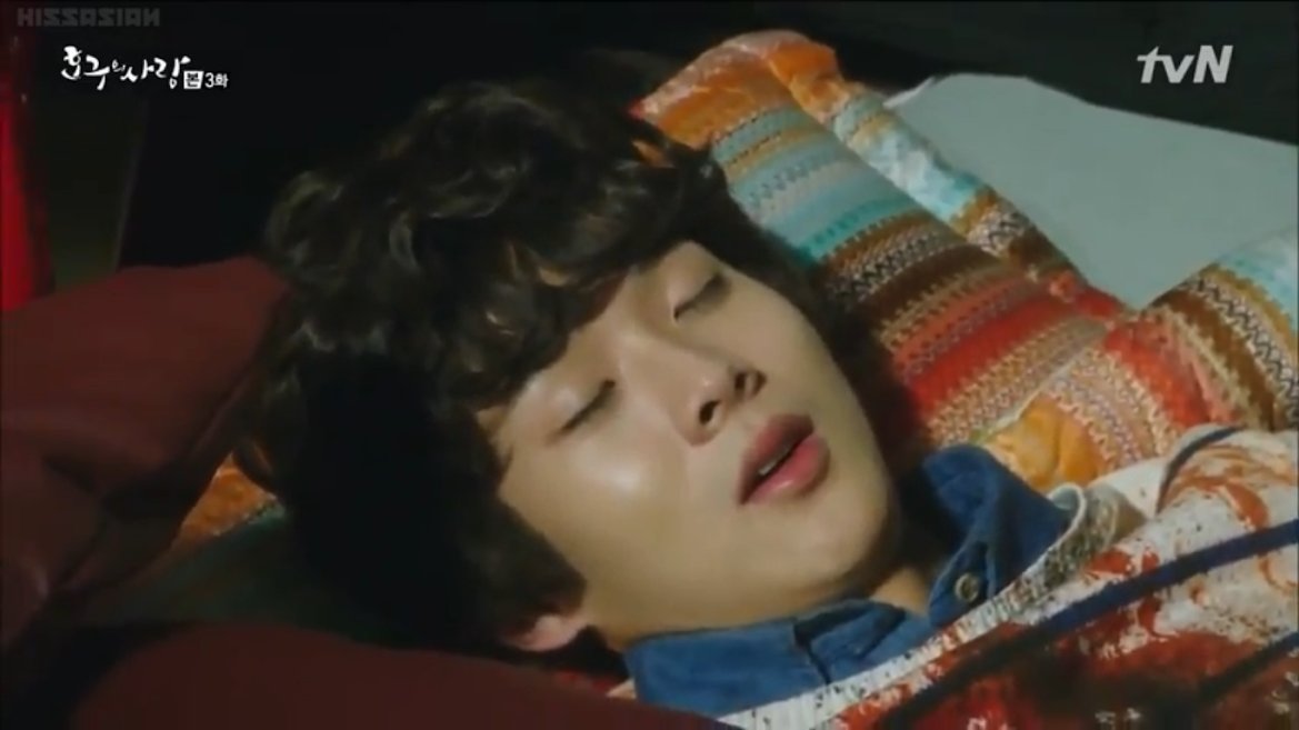 This was adorable. Too bad this was during a Nightmare he was having +THREAD #ChoiWooShik  #HogusLove