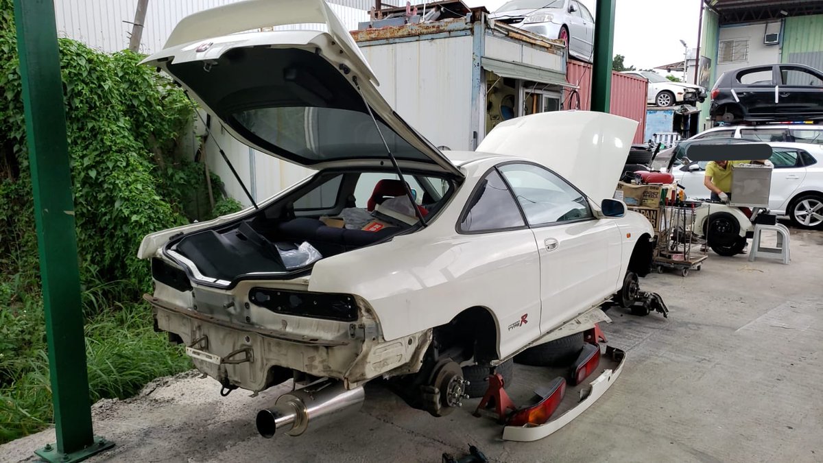 silverkinkw's tweet photo. スタート!(。 ́︿ ̀。)
#インテグラ #タイプR #チャンピオンホワイト #DC2 #TypeR #JDM #98spec #B18CR #Championwhite #refurbish https://t.co/LEFrUG91AF