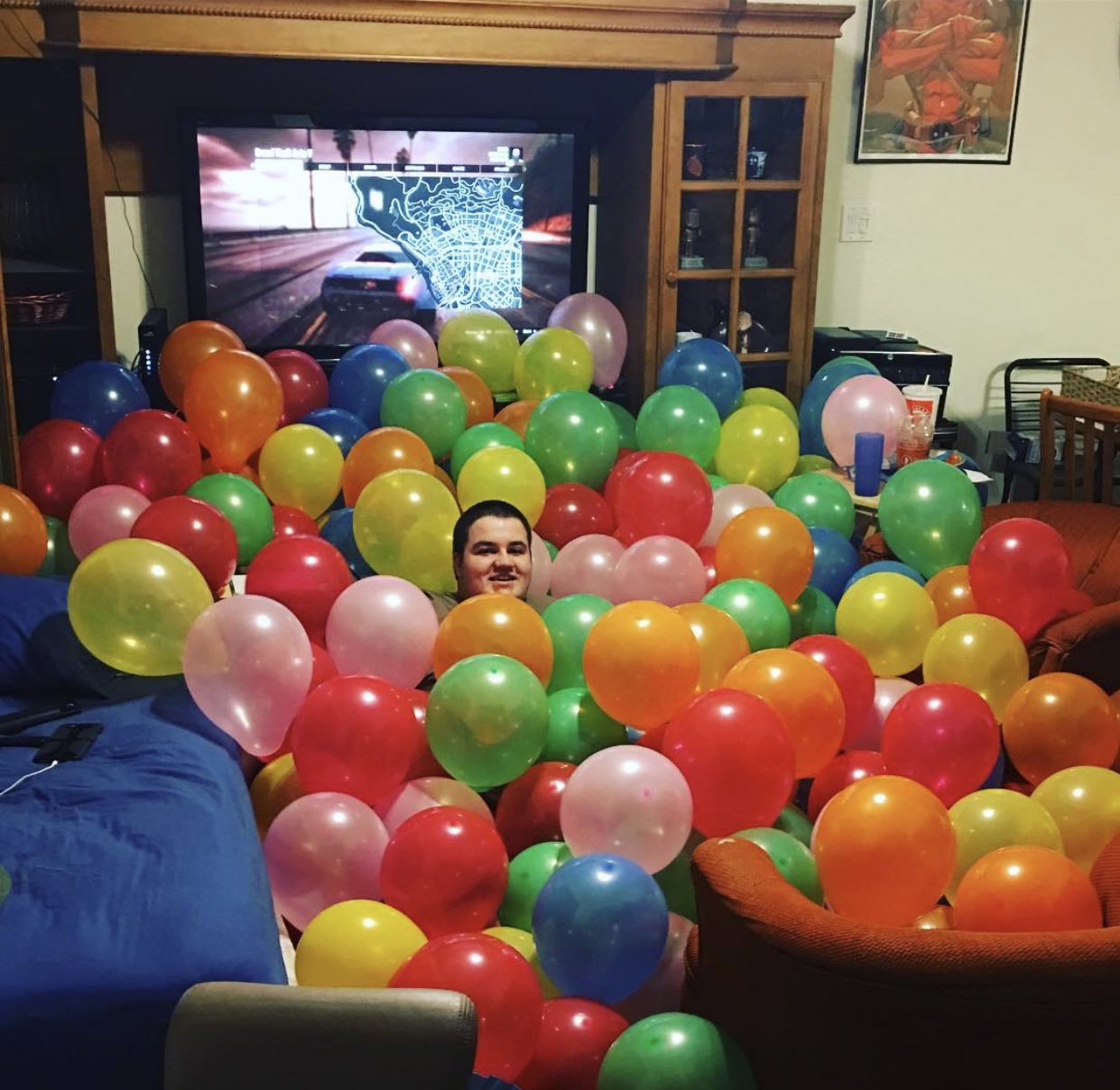 Liam Hunt On Twitter Typically On My Birthday I Blow Up An Outrageous how-to-blow-up-a-helium-balloon-tips-for-inflating-balloons-at-home