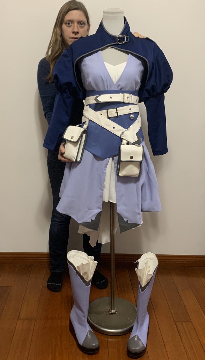 cosplaymandy's tweet photo. I recently made this Weiss from RWBY as a commission! I made Winter and Qrow before too! #cosplay #cosplayer #weissschnee #weiss #weisscosplay #weisscosplayer #weissschneecosplay #rwby #rwbycosplay #rwbycosplayer #sakuracon2020 #sakuracon #sakuraconcosplay #sakuraconcosplayers https://t.co/3rMXb5Anny