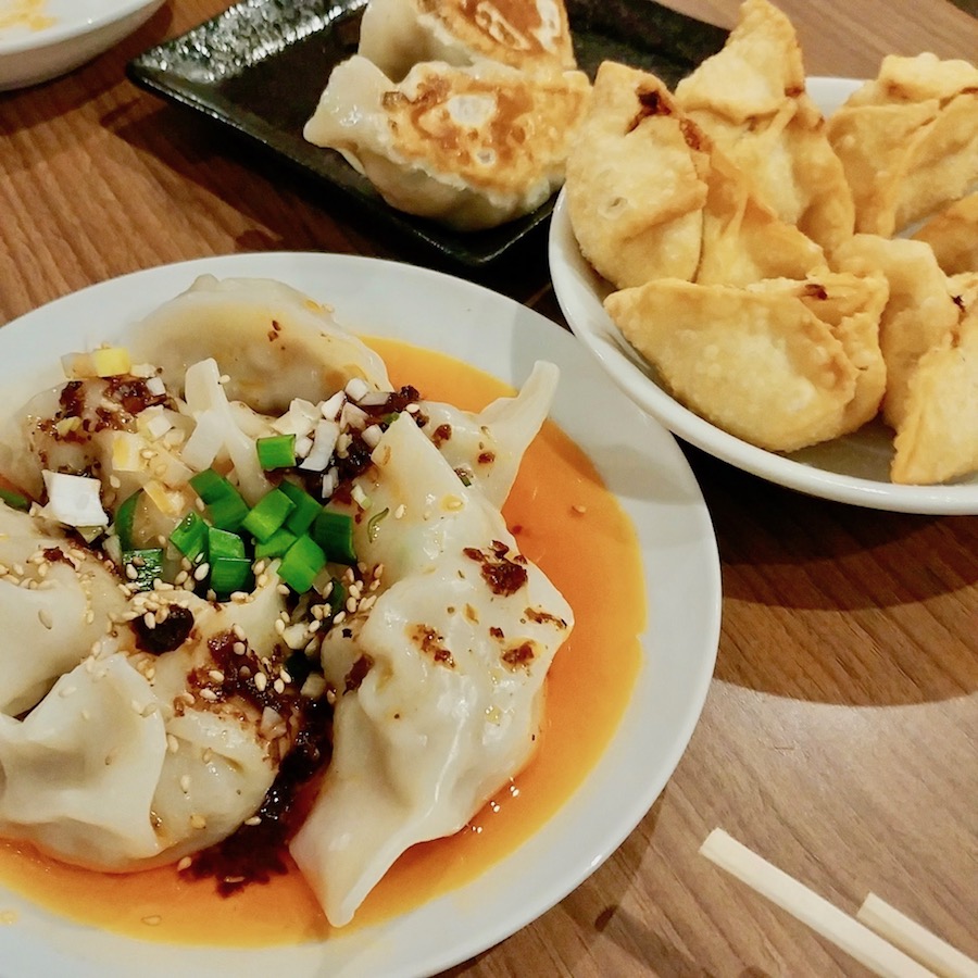 シモニテナビ】 ○出前&テイクアウト情報 《下北グレイヴィ餃子