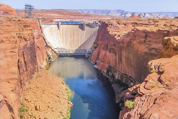 WaterModeler's tweet photo. Excited to share guest visits by moving our #ColoradoRiver course online: https://t.co/plGJvjAytH

Hydroclimate. Inclusiveness. Supply Deficiency. Tribal Perspectives. Manage Ecosystems+Sediment

@bradudall | @R_EricKuhn | Chris Harris | Daryl Vigil | Matt McKinney | Jack Schmidt https://t.co/8VkyCwM909