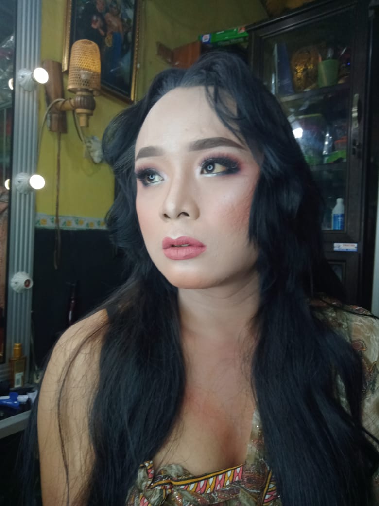 IntanKitty9's tweet photo. #shemale #waria #jawatimur... #wariakediri https://t.co/jAJC4oNWXq