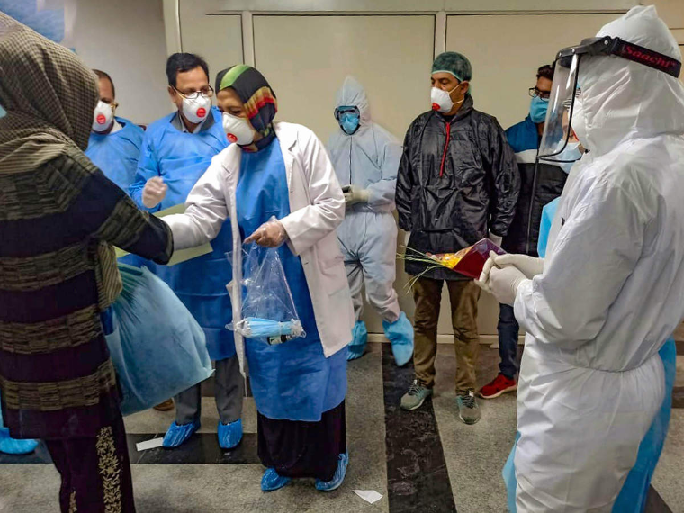 ksg_ias's tweet photo. Stringent law for healthcare workers
The Union Cabinet on 22 April 2020 promulgated an ordinance to protect healthcare workers who have been facing violent attacks in the line of duty
Read More: https://t.co/gN0ZBNjKUn
#StringentLaw #Healthcare #UnionCabinet #Coronavirus https://t.co/jd89zFHltM
