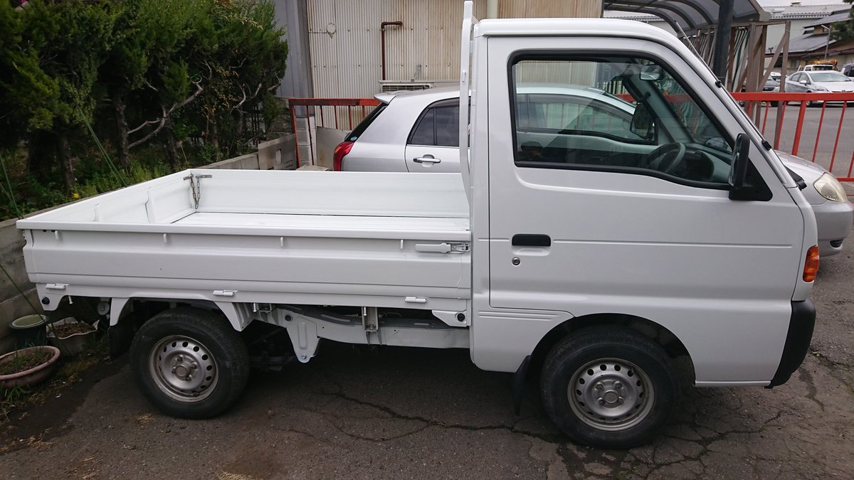 有限会社 サンポー 軽トラの中古車があります まだ価格など決まってませんがほしい方はサンポーに連絡を 平成8年 距離 年式は古いですが全塗装したのでキレイです 軽トラ 中古車 長野市