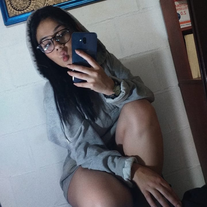 Labela32's tweet image. Hoy es de esas noches en las que no puedo dormir porque estás en mis pensamientos 😔