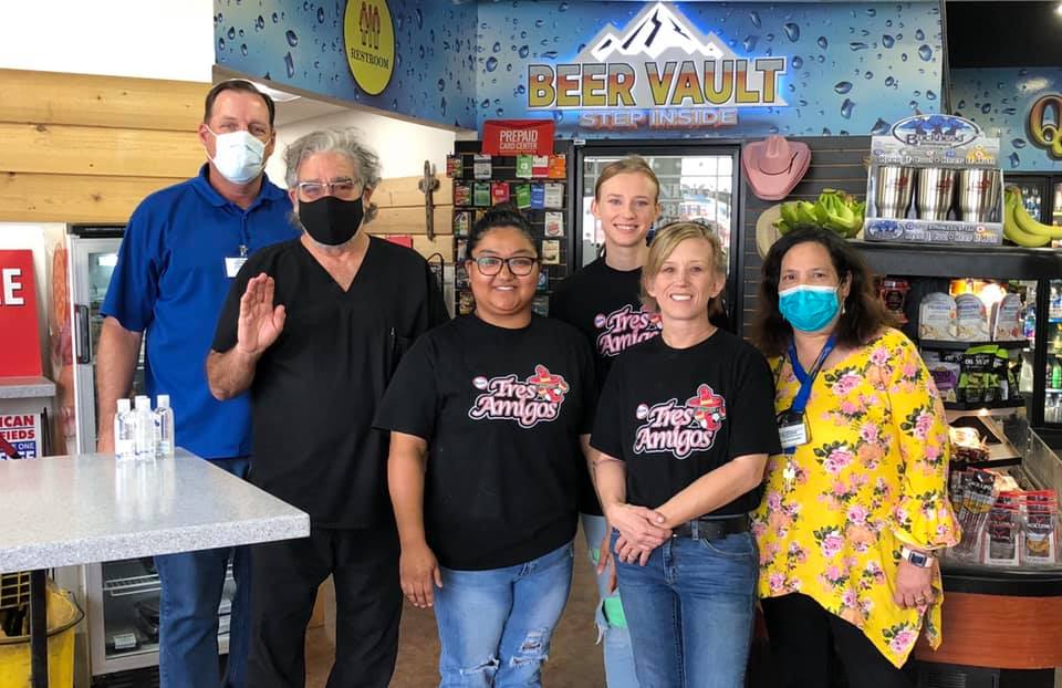 fronterahealth's tweet photo. We would like to shout out a big THANK YOU to the hardworking essential workers in every community.

Today we were able to check on the hard workers at Sunoco, Short Stop, and Tres Amigos in Eden, TX. Thank you for all you do! https://t.co/cr9vvUdxAv