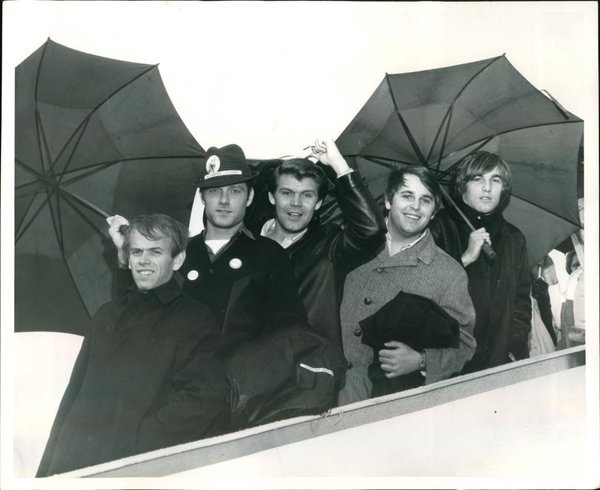 Many people don\t know he once was a Beach Boy. 

Happy birthday Glen Campbell, we miss you. 