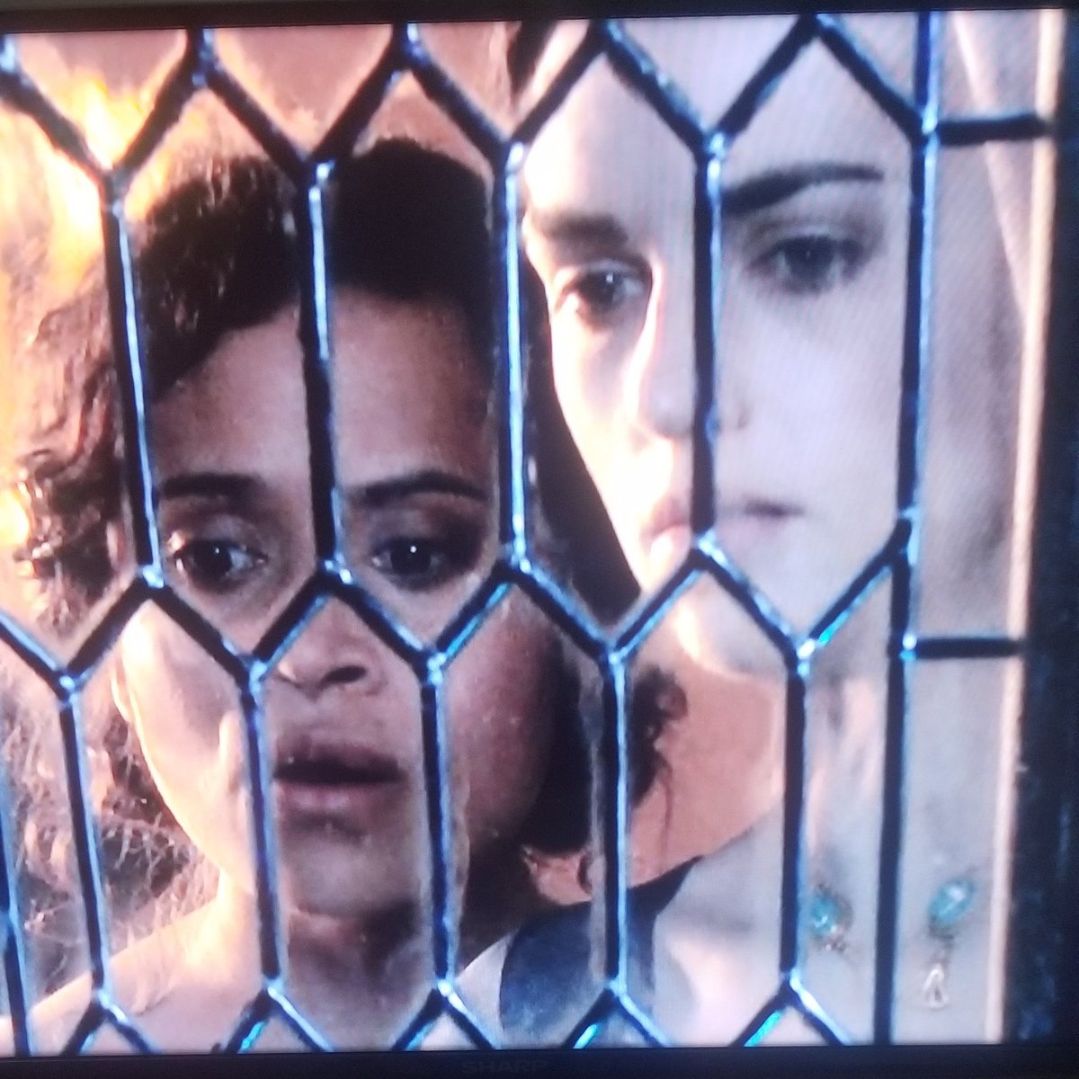 Morgana is a regular Rachel Duncan when it comes to windows.  #PunkyWatchesMerlin  #Merlin