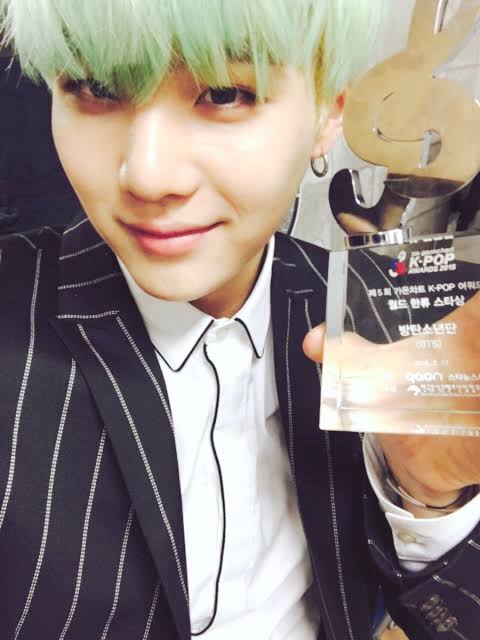 "saan aabot ang bente pesos mo?"yoongi as cornetto ice cream a thread;
