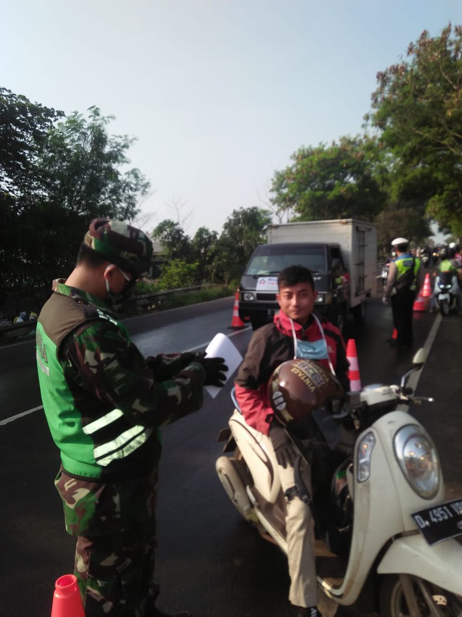 efen81's tweet photo. PSBB CEK POINT DERWATI https://t.co/FfgelGtkQA