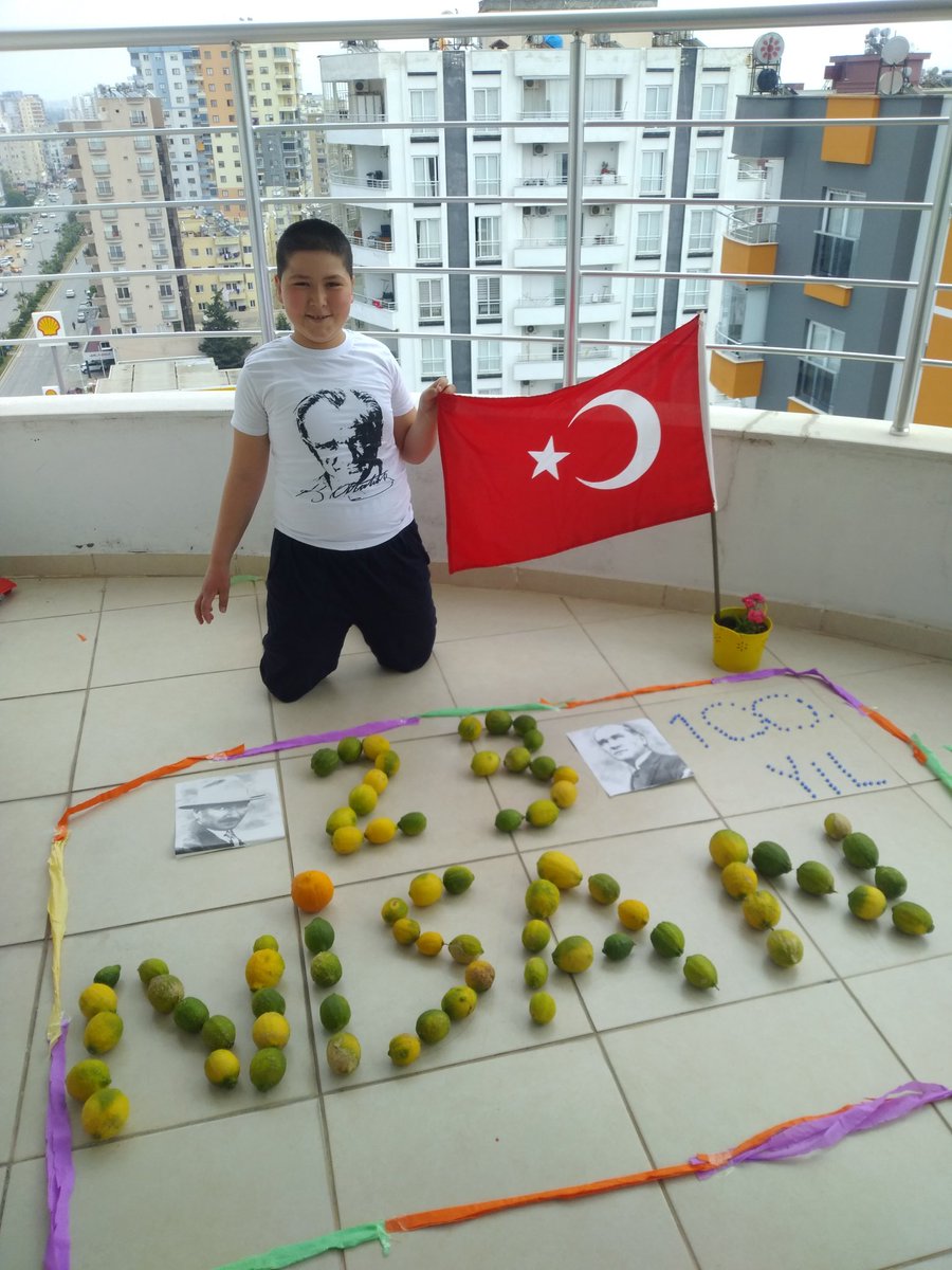 HayriyeKk6's tweet photo. @bircankeles @ziyaselcuk @adnanboyaci @hmzaydg @mhbucuk @tretwinning 23 Nisan Sevinci
#eTwinningle23Nisan 
#bircankeles
#ziyaselçuk https://t.co/fwGB8gMwAD