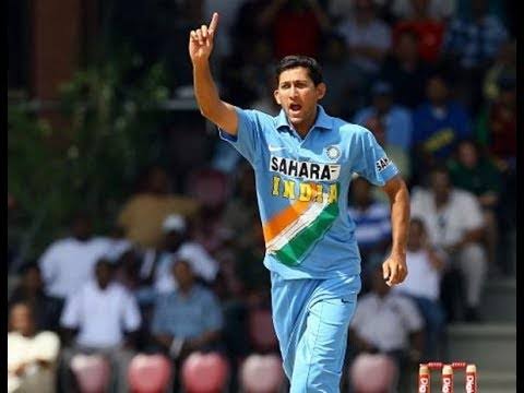 Amongst Agarkar& #39;s better performances were his performances in Australia in the Test series of 1999, and also in the test series in 2003. At Adelaide Oval in 2003, Agarkar took 6/41, to help India to win their first test in Australia in over 20 years.