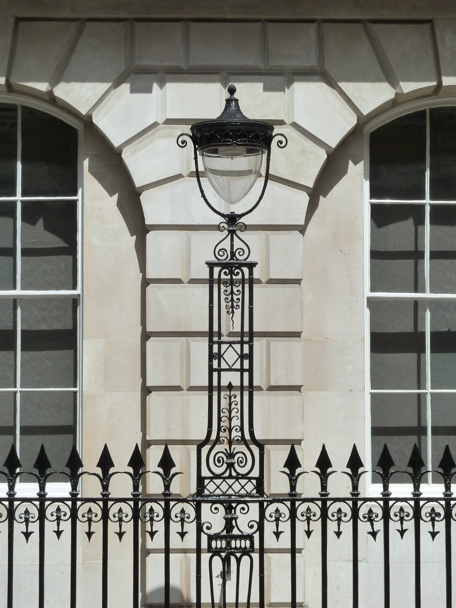 Gaslight of the Day, No.22 [Burlington Gardens] (surely one of the most lovely overall designs and settings for a light in London)
