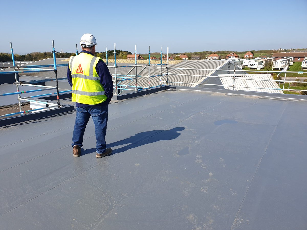 DerwentRoofs's tweet photo. Well, it's been a tough few weeks but great catch up with our friends at @SikaSarnafilUK to get this great refurb project signed off for our client. We are keeping safe and working to Government guidelines. Great work @DerwentRoofs https://t.co/EIDhkw5kM2
