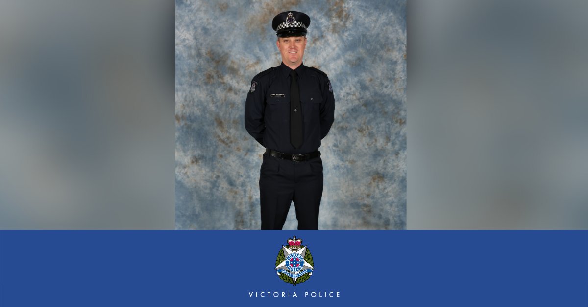 WE REMEMBER Constable Glen Humphris Constable Glen Humphris came to Victoria and began his policing career in 2019, after first gaining aseries of accomplishments in other fields. 1/9