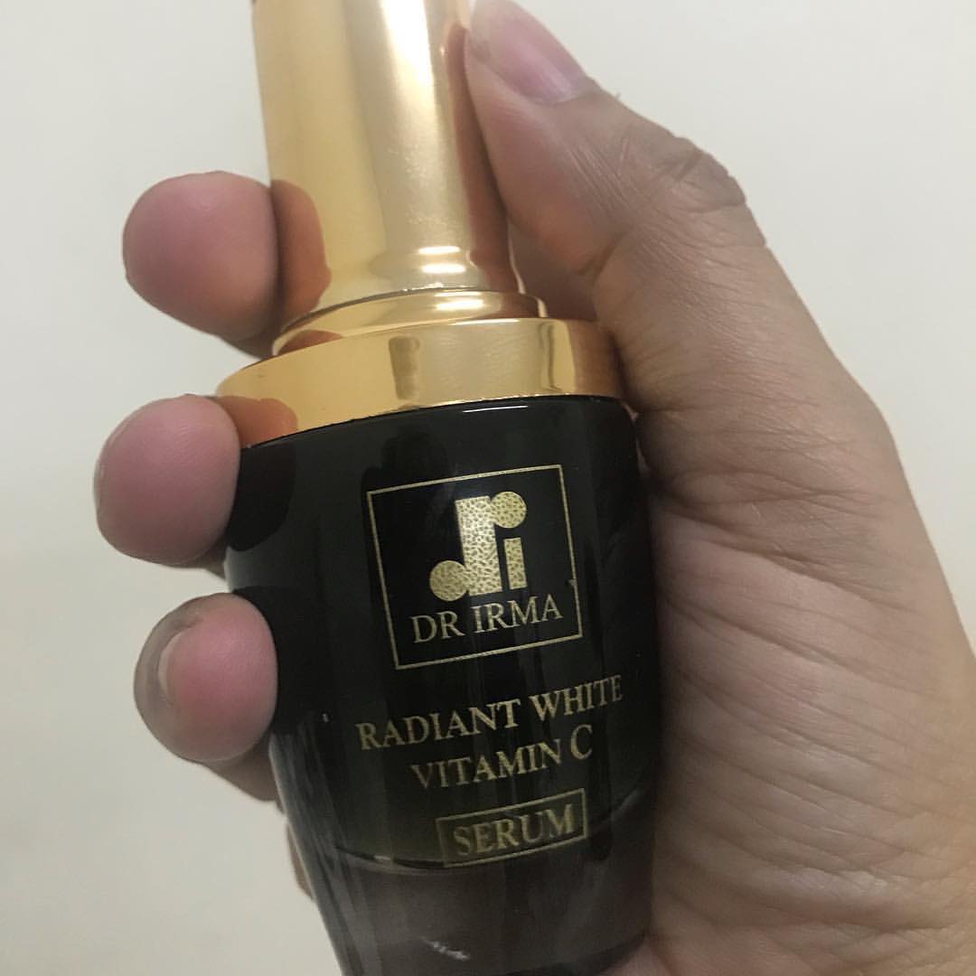 If you guys are looking for a vitamin C serum, boleh try Radiant White Vitamin C Serum from  @drirmaskincare. Sangat bagus untuk brighten up your skin & buat kulit kusam jadi glowing For more info about this serum, boleh terus WhatsApp:  http://wa.me/60132227229 .