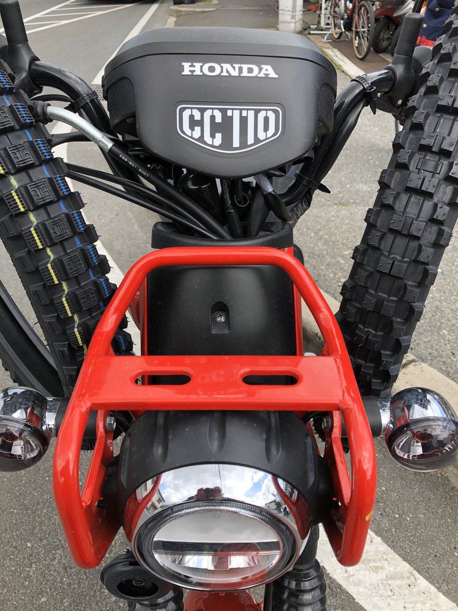 mebius810's tweet photo. ガッツリ　オフロード タイヤでいくか
ソフトにトライアルタイヤでいくか
検討中… https://t.co/TygQXS94HH