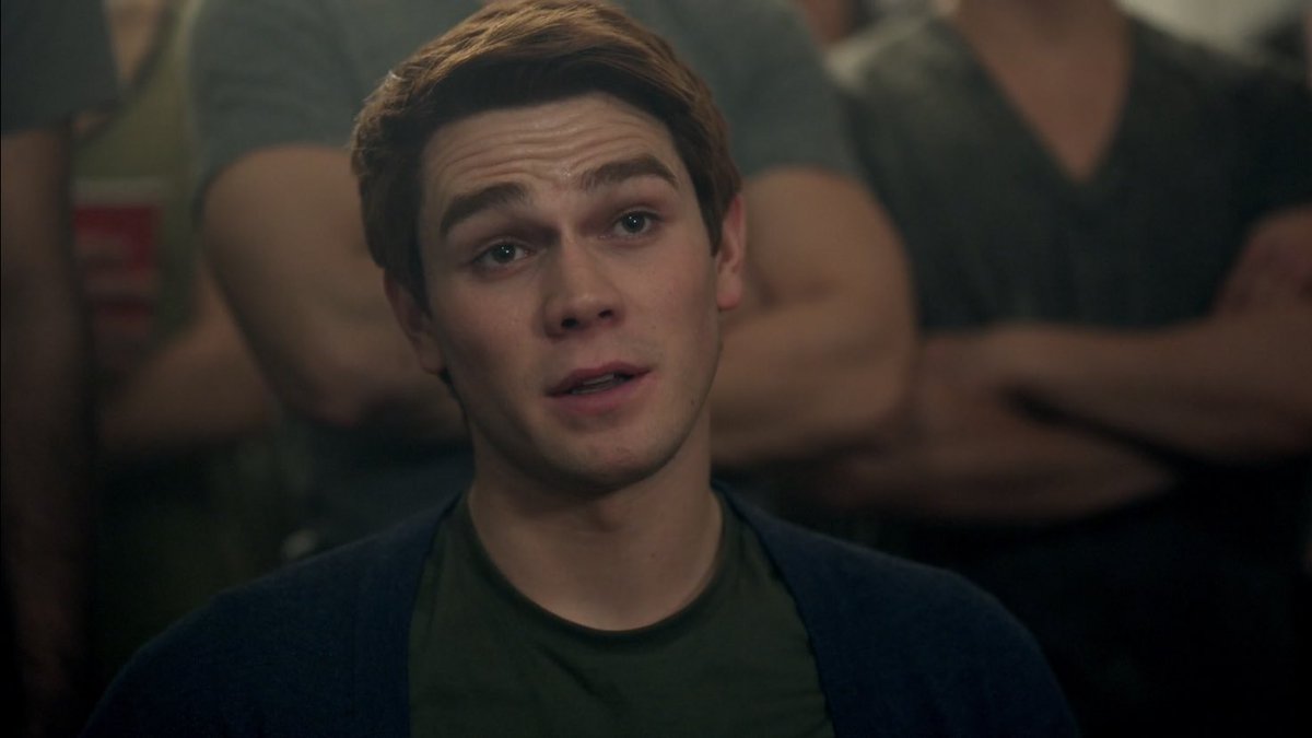 5.) archie was the first person to stand up for betty while chuck was saying horrible things about her at the party.“leave her the hell alone, chuck.”