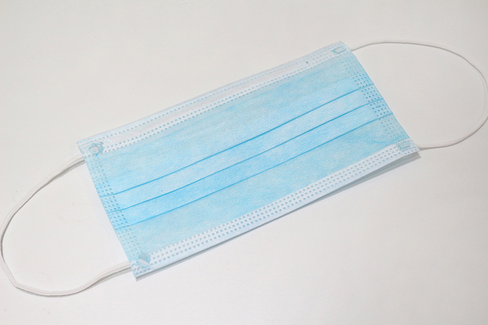 risoncup's tweet image. you know lots of business was stopped due to covid-19 curve ... lots of people in china start to do the face mask business already ...It is so lucky i have some supplier in good relationship .. so we can supply it now too👍👏👏👏👏 sales@nbrisoncup.com ,Mr,Andy