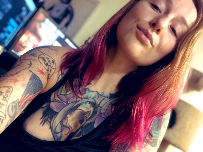 Oh hello. https://t.co/SOkspC4HyL<a href="/tag/fuckgary"class="tags"><span>#fuckgary</span></a>