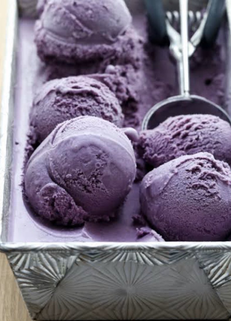 Thread for my queen  @ishehnaaz_gill Shehnaaz as Ice cream  Shehnaaz as Blueberry ice cream