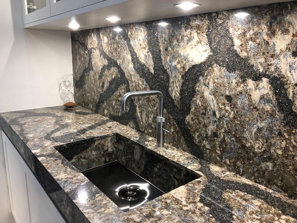 1810co's tweet photo. Still a fav! #Axix 700 sink in gunmetal finish π #1810company #AxixSeamlessTechnology https://t.co/5OUl0gd7bZ