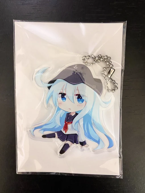 そういえば先日メロブで買った芦部はづきさん(@Ashibe_H )の響ちゃんアクリルキーホルダーが届きました!!!!!
すごく可愛いので皆さんも是非……!!!!!(*`・ω・') 