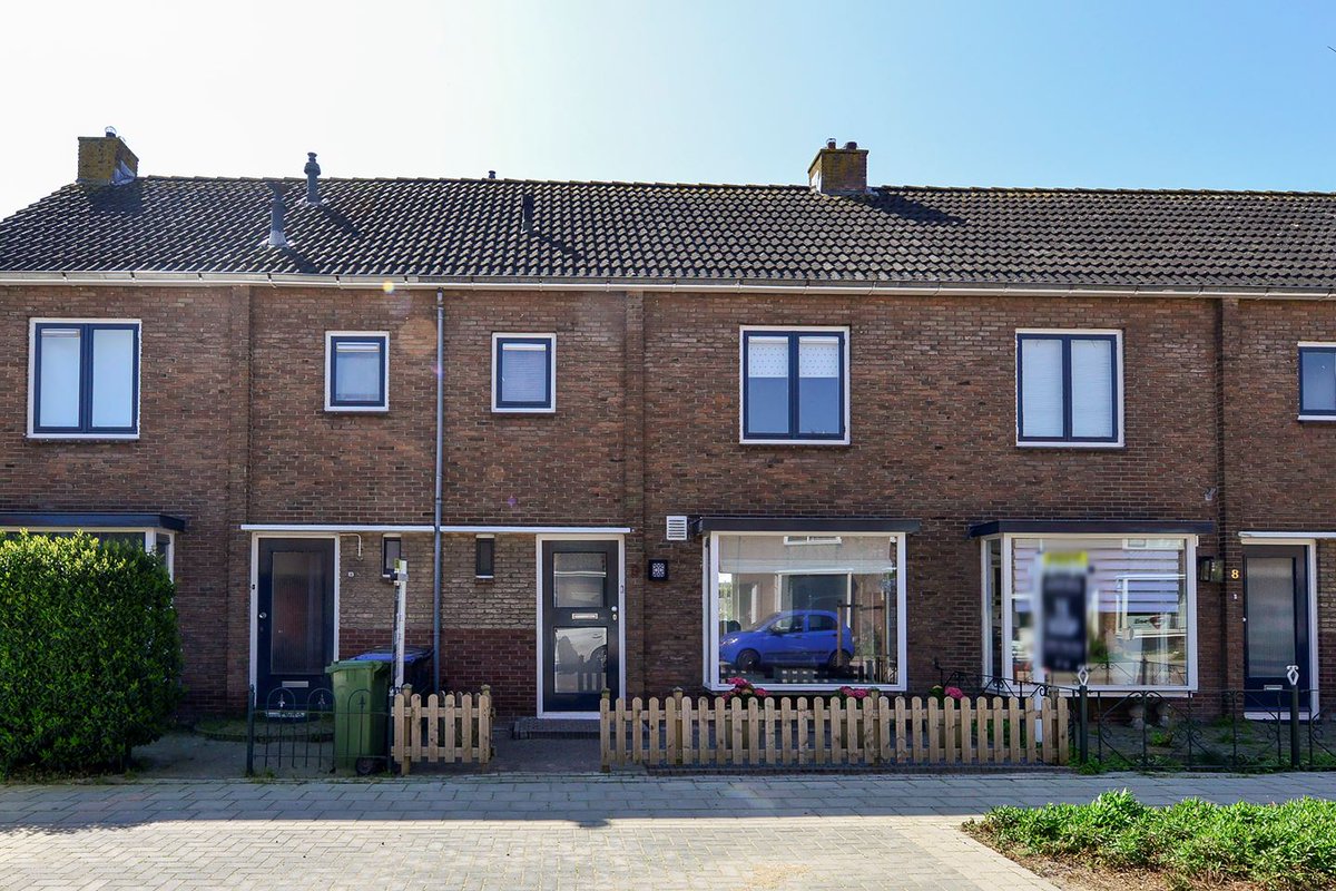 Te koop: Esdoornlaan 9, Nederhorst den Berg: € 297.500 k.k. - 101 m2 oppervlak - 5 kamers dlvr.it/RVHjXH