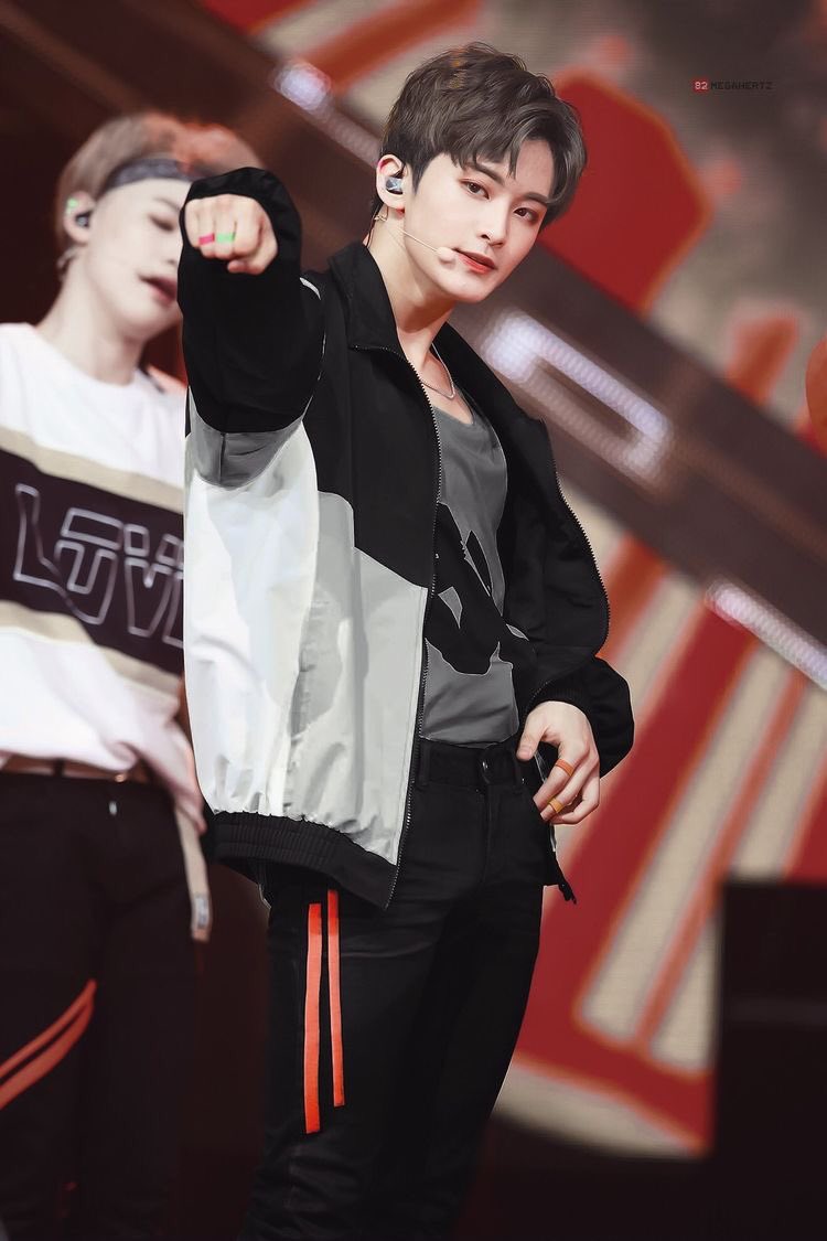 + mark being hot in tight jeans
