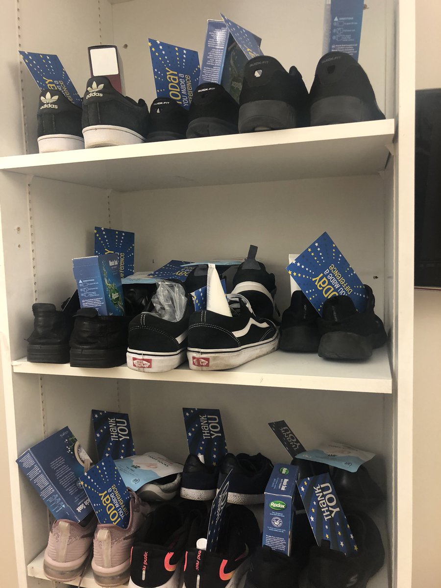 markkeegan24's tweet photo. The #ShoeElf visited @NorthMcrGH_NHS this morning to say thank you to ICU staff who worked overnight & he left a treat for them courtesy of @hayls_dawson at @Tesco Horwich #YouMadeADifference https://t.co/w3CWbqd67l
